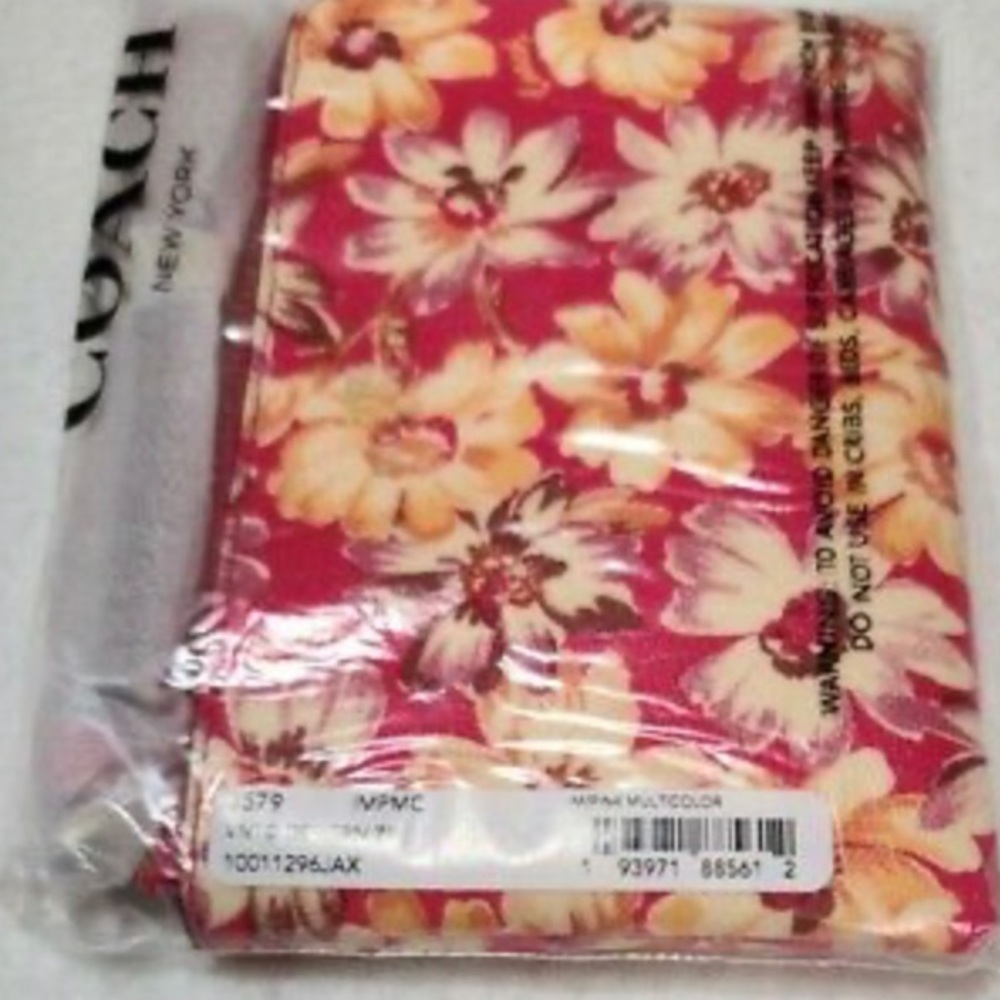 COACH Wristlet Vintage Daisy Script Print - Picture 5 of 5
